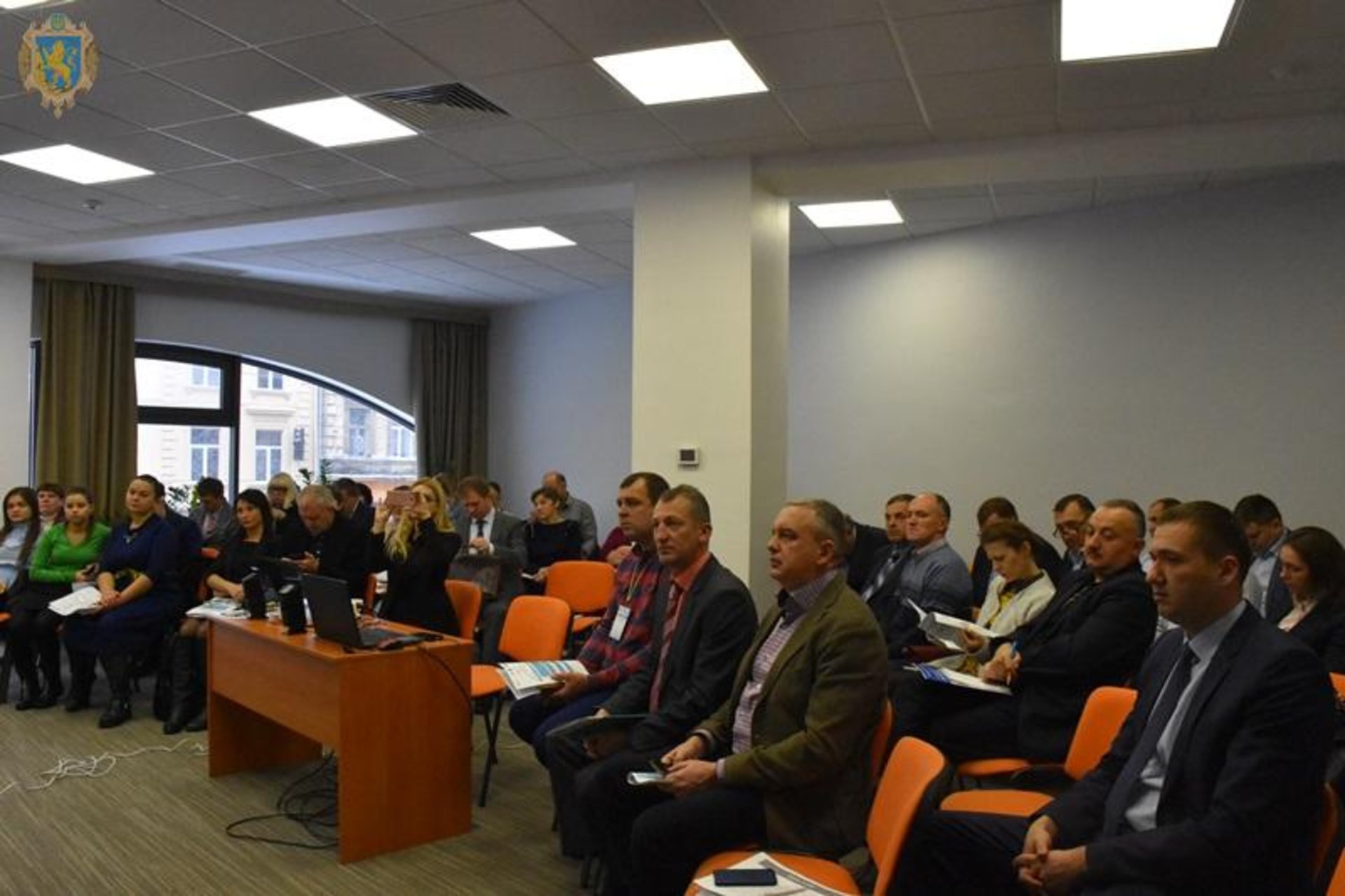 На Львівщині відбувся круглий стіл щодо децентралізації ренти. Фото: прес-служба ЛОДА.