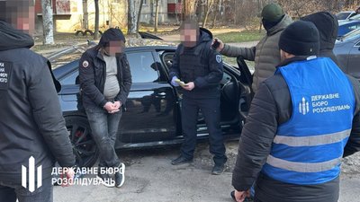 На Миколаївщині працівники ТЦК вимагали 4,5 тисячі доларів