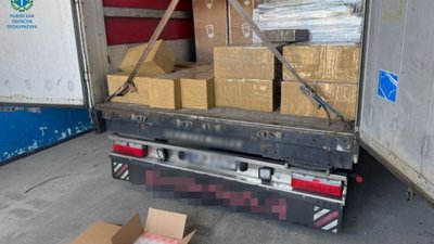 На Львівщину хотіли ввезти електронні сигарети