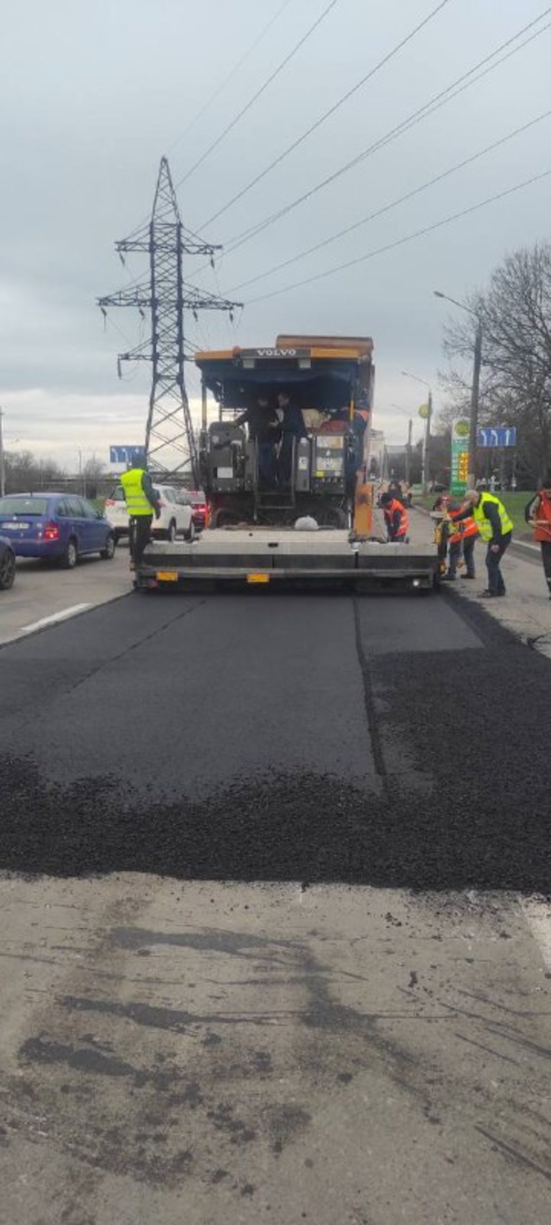 У Садового звітують про латання ям на вулицях Львова