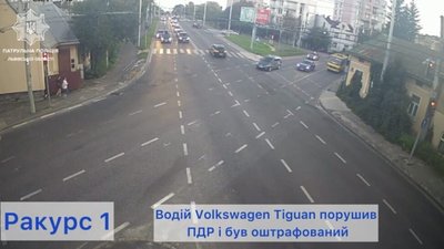 У Львові 19-річний водій проїхав перехрестя на червоне світло