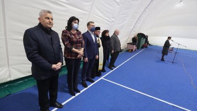 На Львівщині відкрили мультифункціональний спортивний майданчик (ФОТО)