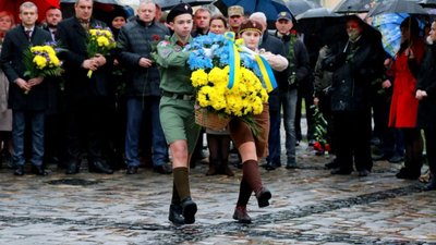Як у Львові вшанували великого провідника українського духу В'ячеслава Чорновола (ФОТО)