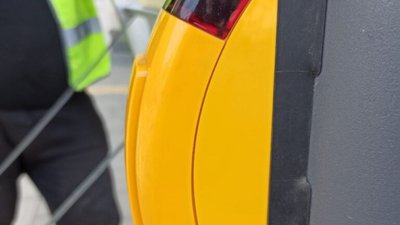10 світлофорних об'єктів Львова обладнають акумуляторними батареями