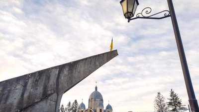 У Тернополі демонтували ще один радянський символ