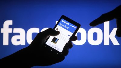 Facebook видалив фейкові акаунти, які критикували українську владу