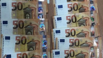 На Львівщині прикордонники відмовились від смішної суми хабара
