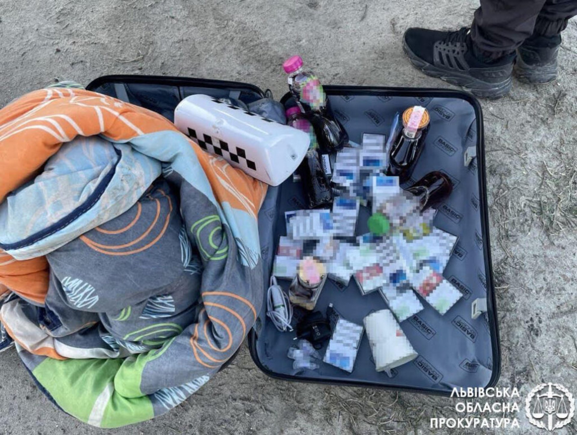 Справу щодо злочинної групи, яка оббирала заробітчан скеровано до суду