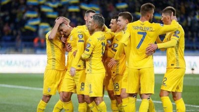 Порошенко привітав збірну України з перемогою