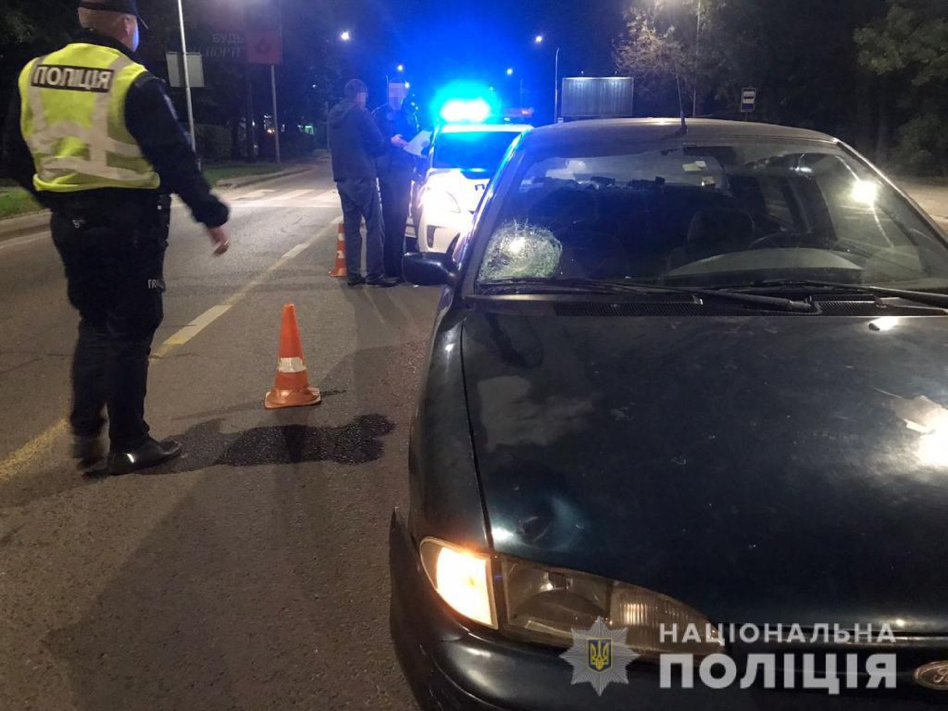У Львові авто наїхало на 14-річну дівчину, яка була на пішохідному переході