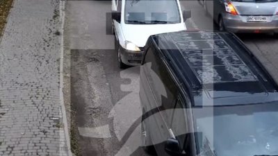 У Великих Грибовичах автомобіль збив хлопця на велосипеді (ВІДЕО)