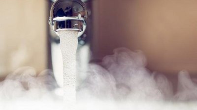 У Львові розпочинають подачу гарячої води у домівки: адреси