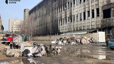 У Харкові ліквідували пожежу, спричинену вчорашньою ракетною атакою РФ