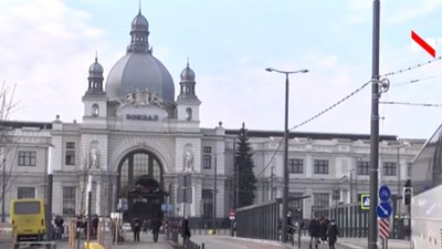 У Львові площу біля залізничного вокзалу можуть перетворити на житлову зону (ВІДЕО)