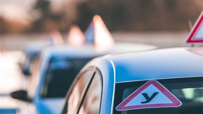 Нардеп пропонує скасувати навчання в автошколах
