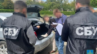 На хабарі викрито заступника директора одного з навчальних закладів Львова