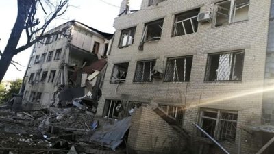 Знищено 20 приватних будинків, квартир, господарчих приміщень та адмінбудівля: росіяни обстріляли Запорізьку область