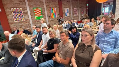 У Львові депутати поїхали нічого не робити до Польщі