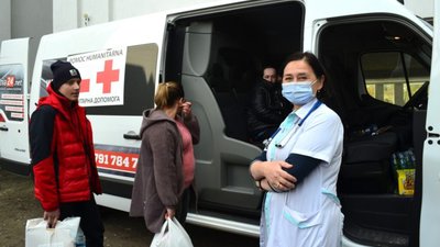 Ще 12 онкохворих українських дітей лікуватимуться у європейських клініках