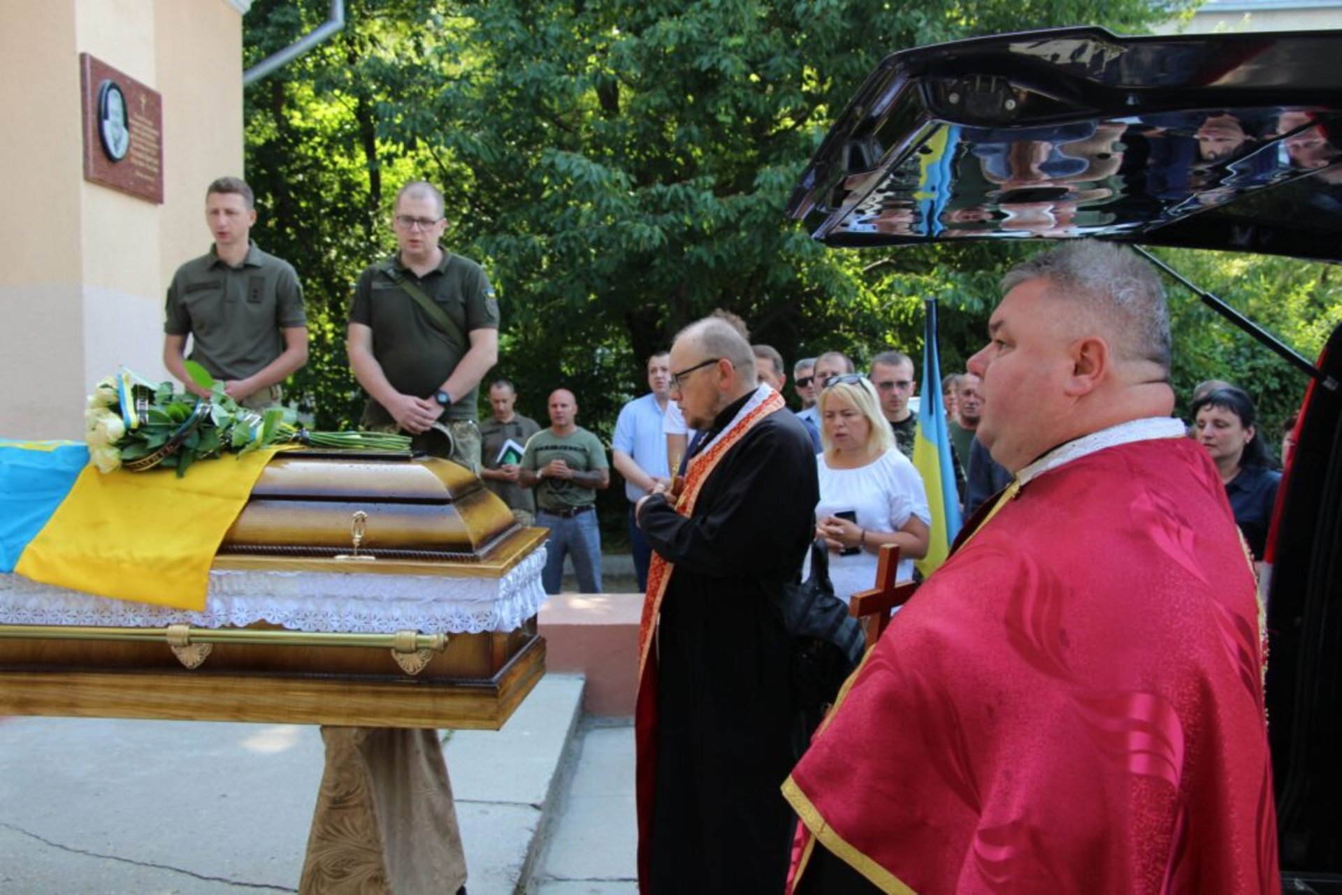 На Львівщині в останню путь провели загиблого Героя Петра Тарапацького, фото ДМР