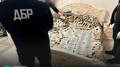 На Закарпатті затримали інструктора районного ТЦК і СП