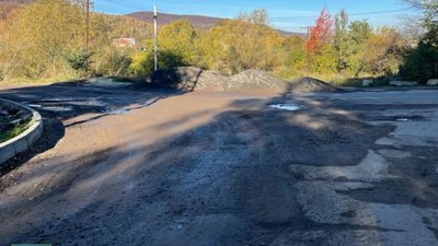 На Львівщині привласнили гроші, виділені на ремонт дороги