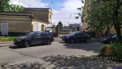 У Львові виявили автомобіль з мертвою людиною в салоні (ФОТО)