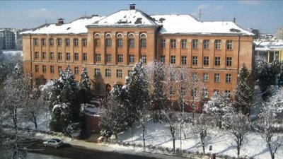 Біля Піскових озер у Львові знесли пʼятиповерховий корпус Львівської політехніки