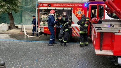 У центрі Львова поліція перекрила рух (ФОТО)