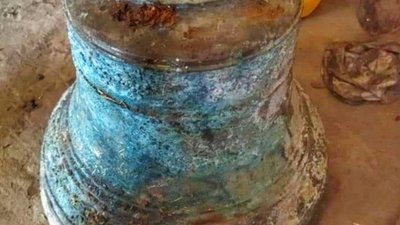 На Львівщині знайшли 100 кілограмовий дзвін з часів Другої світової війни (ФОТО)