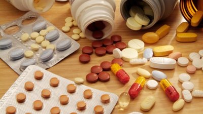 В‘язнів двох установ на Львівщині лікують зіпсутими медикаментами