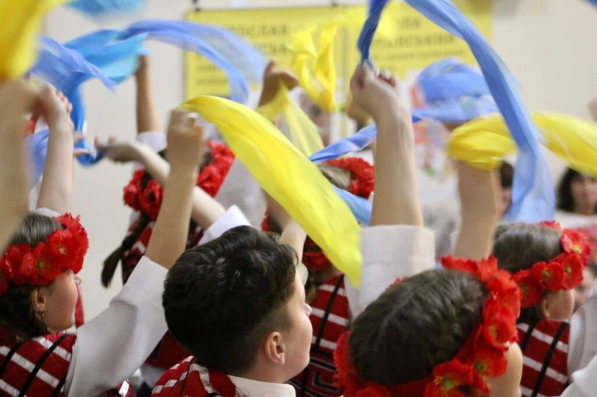 У Будинку воїна відзначили подяками найактивніших волонтерів Львівщини