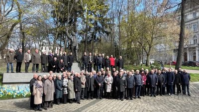 Гримак пустила сльозу за Львівською облрадою