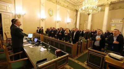 Львівська облрада хвилиною мовчання вшанувала пам'ять загиблих Героїв російсько-української війни