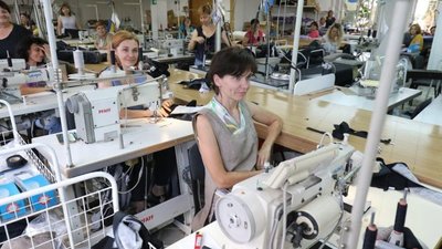 У Львові безкоштовно навчатимуть кравецькій майстерності