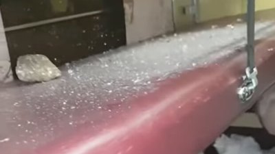 Невідомі закидали камінням два поїзди «Укрзалізниці»: є постраждалі