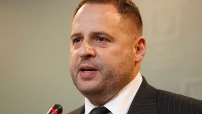 Активну фазу війни в Україні треба завершити до кінця осені, - Єрмак
