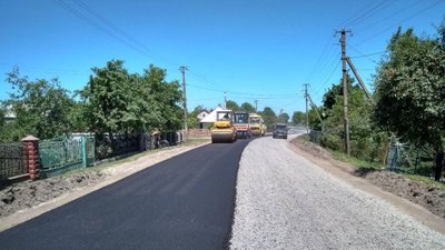 На Львівщині у 2020 році відремонтували лише 210 ділянок автомобільних доріг