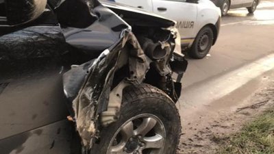 Неповнолітній житель Червонограда скоїв ДТП на автомобілі шахти "Надія" (ФОТО)