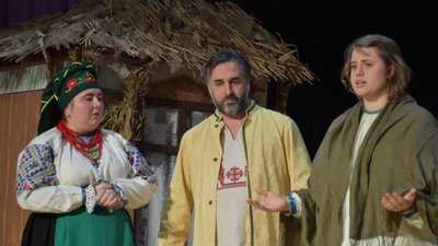 Винники тримають культурний фронт, - Олексій Різник