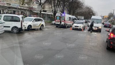 У Львові біля базару на пішохідному переході збили людину