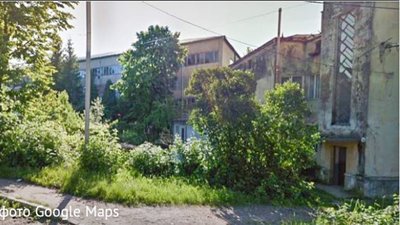 У Дрогобичі з будівлі заводу випав чоловік