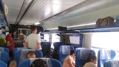У поїзді Київ-Перемишль російською лаялись "совкові" вчителі та учні зі Сходу