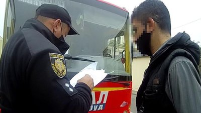 На Львівщині на водія автобуса за порушення правил карантину склали адмінпротокол (ФОТО)