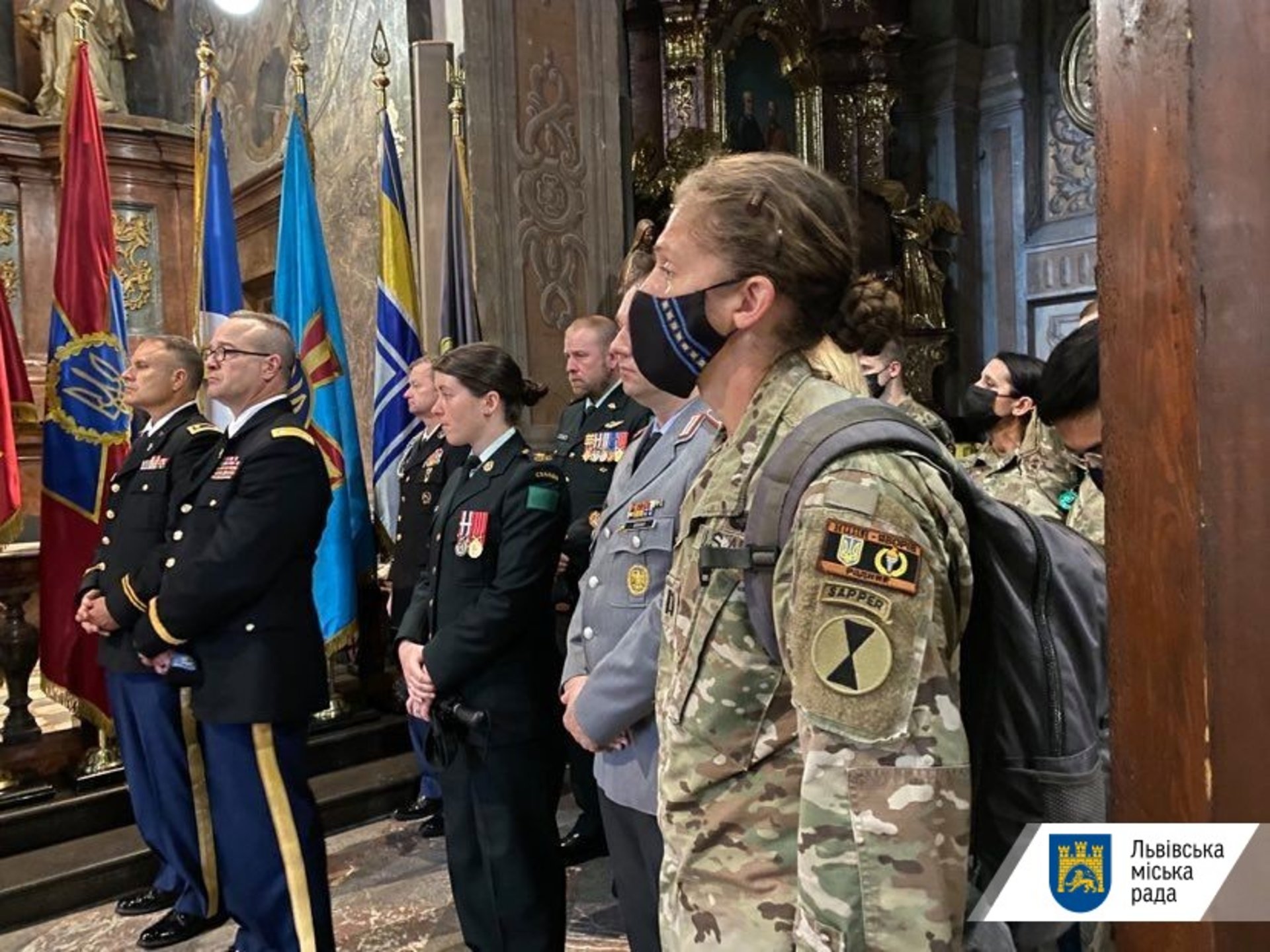 У Гарнізонному храмі молилися за Україну