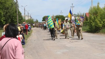 На Львівщині попрощалися з 24-річним загиблим на Донбасі бійцем, який звільняв від окупантів Бучу