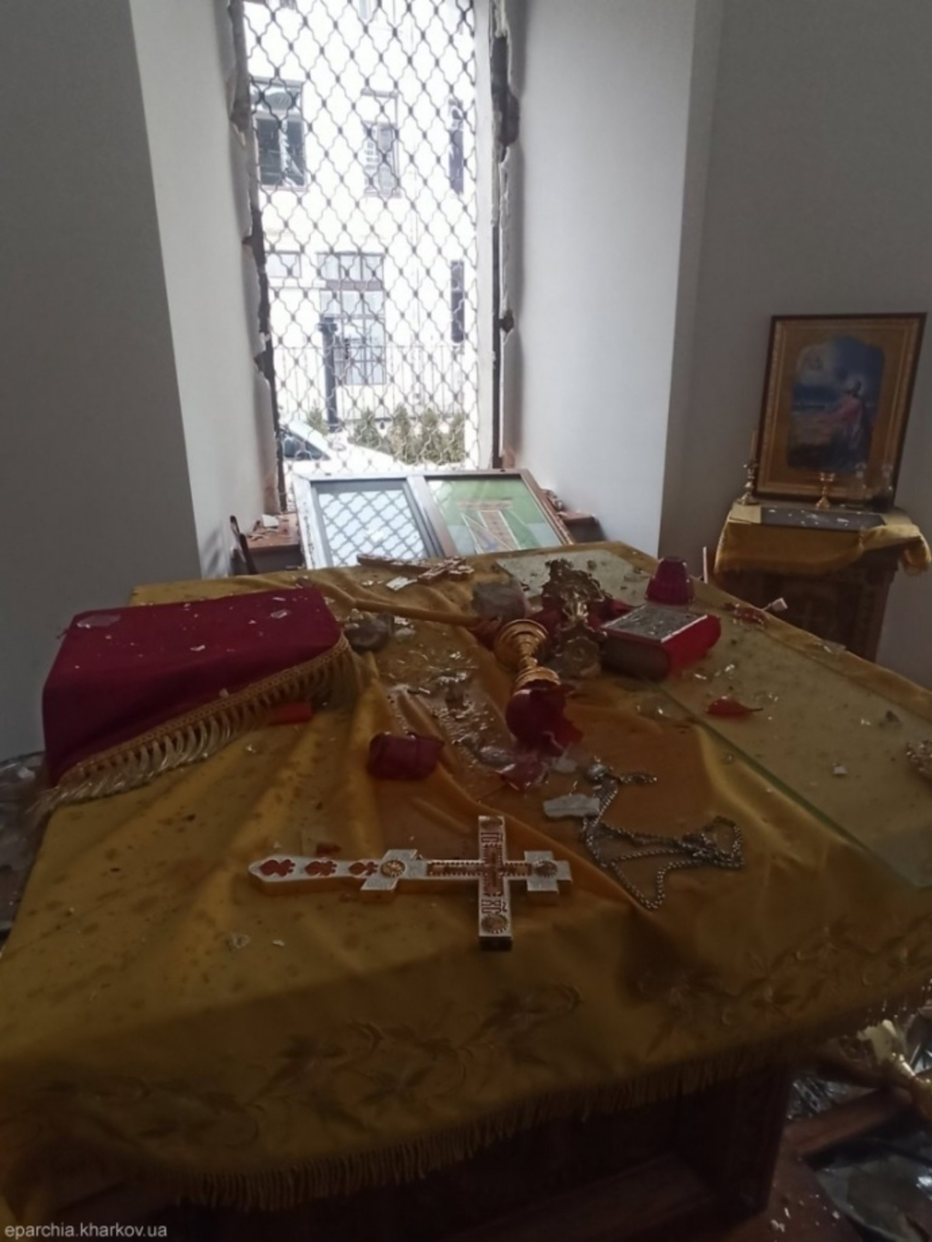 Під час обстрілів у центрі Харкова пошкоджено Свято-Успенський собор