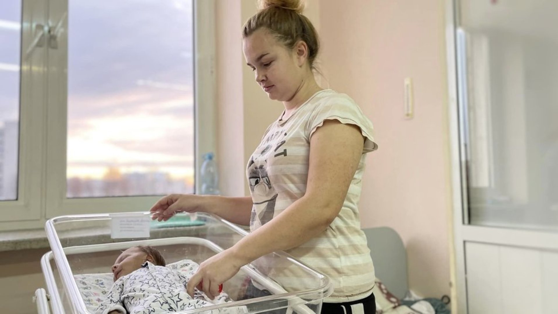 У Львові лікарі врятували немовля із вродженим ендокринним захворюванням