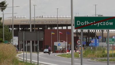 Польща припиняє роботу пішохідного переходу в Угринові, залишаючи такий перехід лише у Шегинях