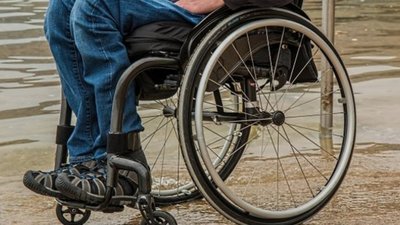 На Львівщині неповнолітній хлопець обікрав інваліда